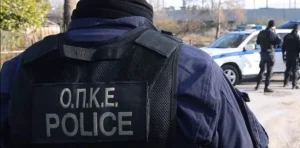 Δυτική Αχαΐα: Ξεπουλάνε τα σπίτια τους «όσο όσο» λόγω Ρομά...και σαματά! 30 Δυτική Αχαΐα: Ξεπουλάνε τα σπίτια τους «όσο όσο» λόγω Ρομά...και σαματά!