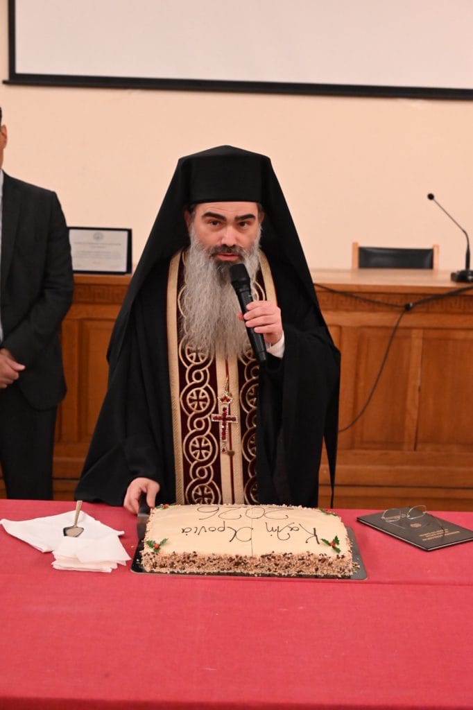 Πάτρα: Κοπή πίτας και βραβεύσεις Αστυνομικών - ΦΩΤΟ 6 Πάτρα: Κοπή πίτας και βραβεύσεις Αστυνομικών - ΦΩΤΟ