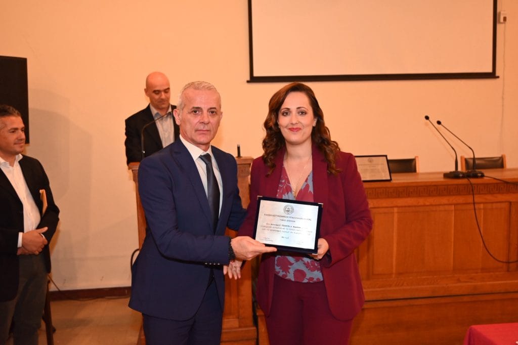 Πάτρα: Κοπή πίτας και βραβεύσεις Αστυνομικών - ΦΩΤΟ 7 Πάτρα: Κοπή πίτας και βραβεύσεις Αστυνομικών - ΦΩΤΟ
