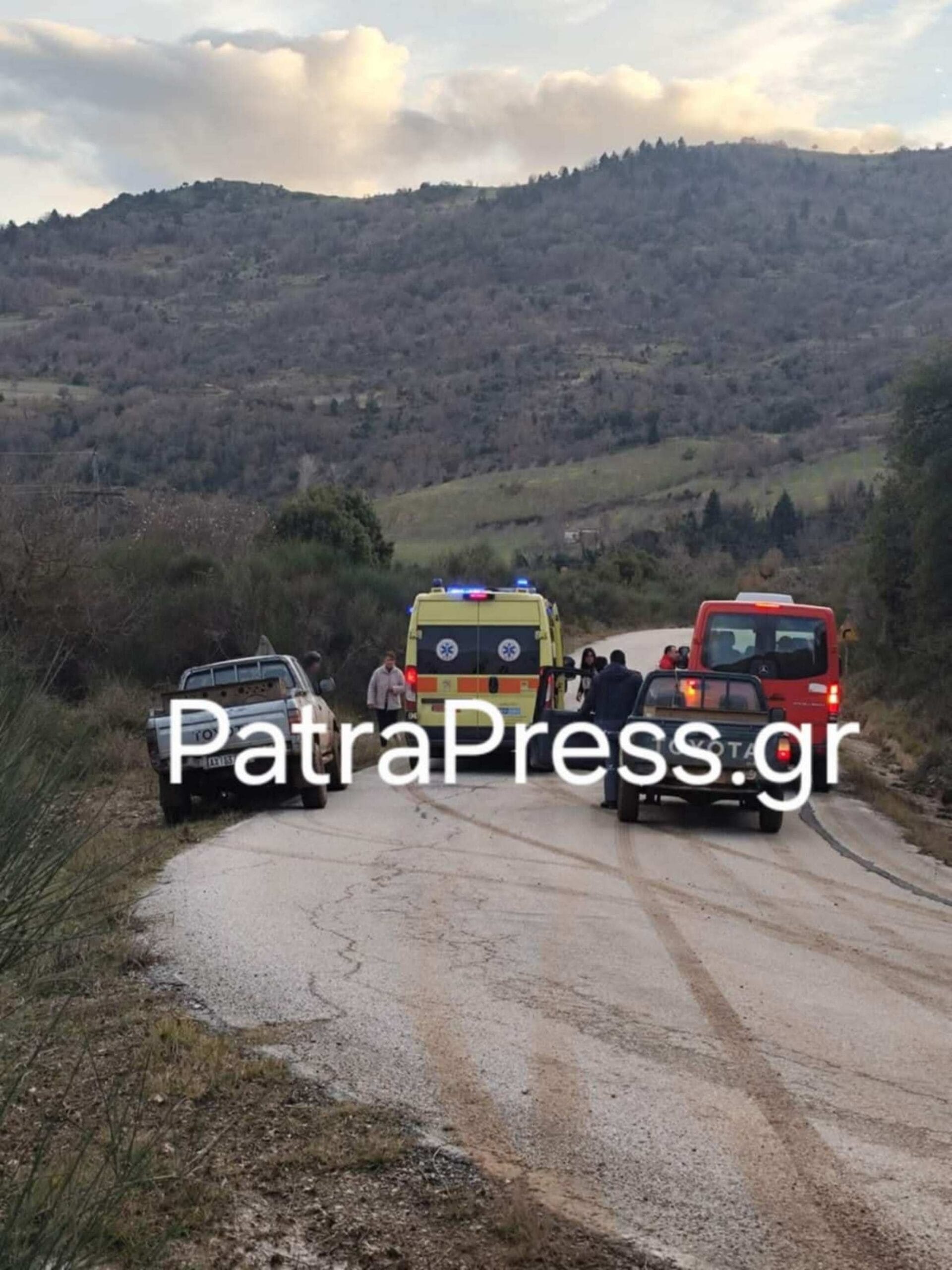 Καλάβρυτα: Επιχείρηση απεγκλωβισμού τραυματία κυνηγού ΦΩΤΟ 4 Καλάβρυτα: Επιχείρηση απεγκλωβισμού τραυματία κυνηγού ΦΩΤΟ