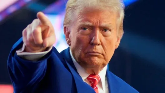 «Αφόπλισε» ο Τραμπ: Επιβολή δασμών σε 8 ευρωπαϊκές χώρες για την Γροιλανδία