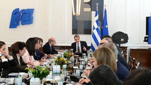 Μαξίμου: Συνεδριάζει σήμερα το υπουργικό συμβούλιο, τα θέματα