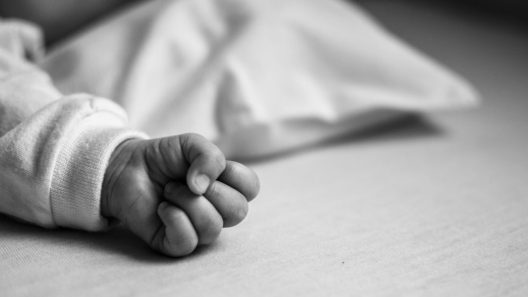 Κατέψυξε ζωντάνα τα μωρά της, πώς έκρυβε τις εγκυμοσύνες της