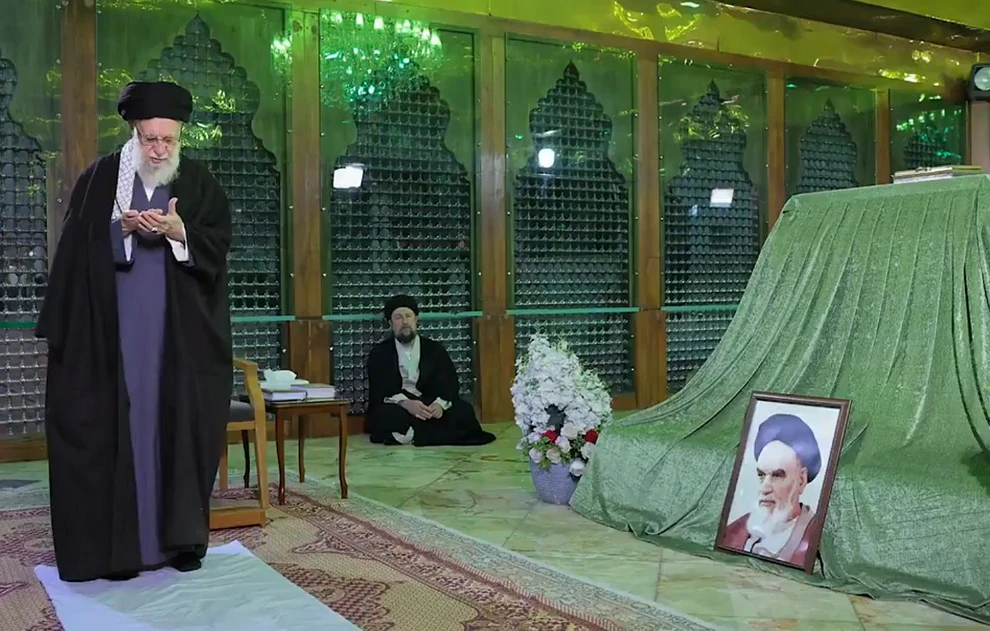 Δημόσια εμφάνιση Αλί Χαμενεΐ ΦΩΤΟ - ΒΙΝΤΕΟ 26 Δημόσια εμφάνιση Αλί Χαμενεΐ ΦΩΤΟ - ΒΙΝΤΕΟ