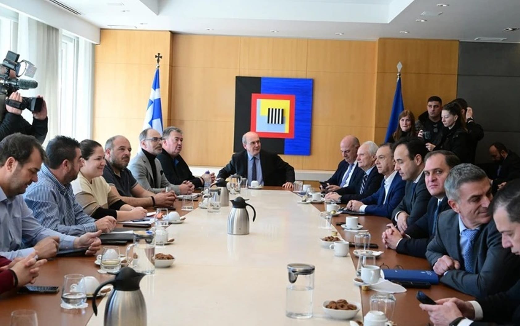 Τι συζητήθηκε στη συνάντηση αγροτών με Χατζηδάκη - Τσιάρα 31 Τι συζητήθηκε στη συνάντηση αγροτών με Χατζηδάκη – Τσιάρα