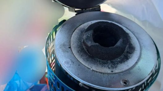 Ζεφύρι: Εντοπίστηκε παράνομο χυτήριο για κλοπιμαία, με συλλήψεις ΦΩΤΟ