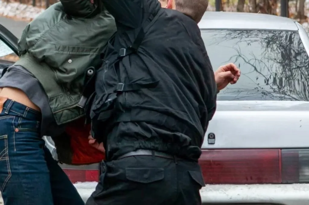 Πλάκωσε 16χρονο στο Αίγιο και τον έστειλε στο νοσοκομείο