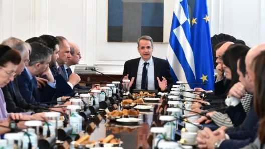 Μητσοτάκης: Μείωση των βουλευτών Επικρατείας