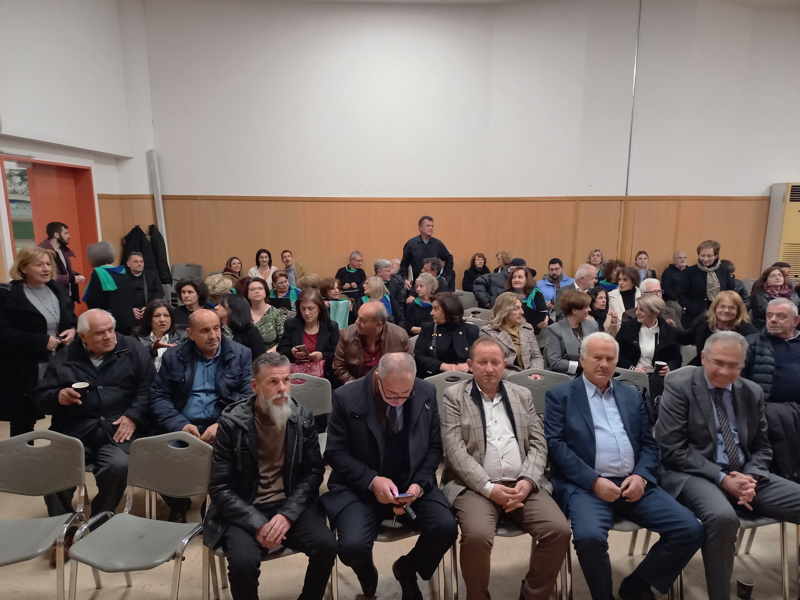 Πάτρα: Οι «Γιάννηδες» της Δροσιάς Τριταίας υποδέχτηκαν το 2026 ΦΩΤΟ