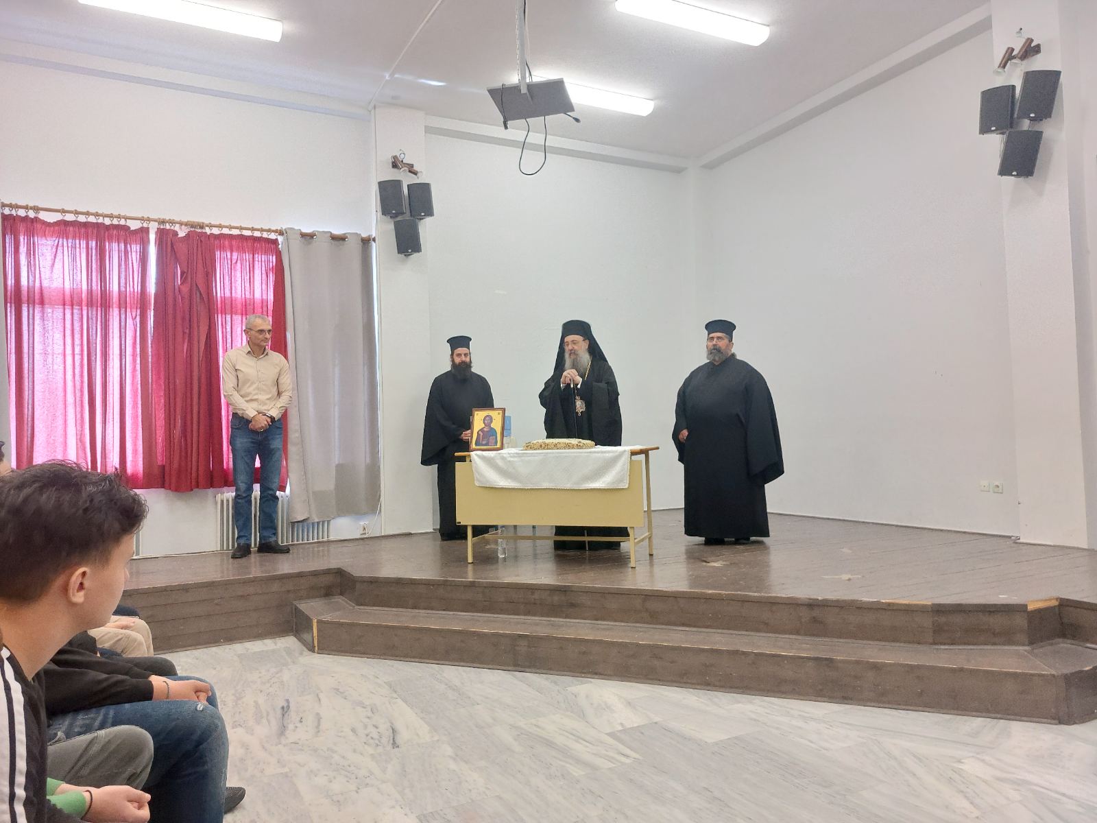 Πίτα του Γυμνασίου Σαραβαλίου, συμβολικά των Τριών Ιεραρχών ΦΩΤΟ 30 Πίτα του Γυμνασίου Σαραβαλίου, συμβολικά των Τριών Ιεραρχών ΦΩΤΟ