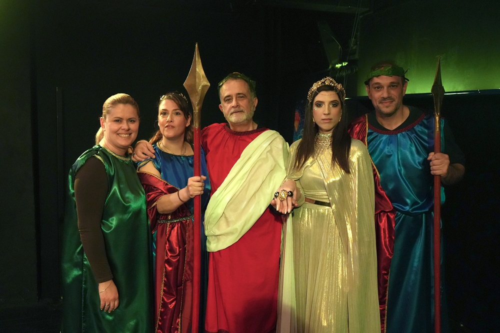 «Ταξίδεψαν» στην Αρχαία Ρωμαϊκή Πάτρα με το Καρναβάλι ΦΩΤΟ