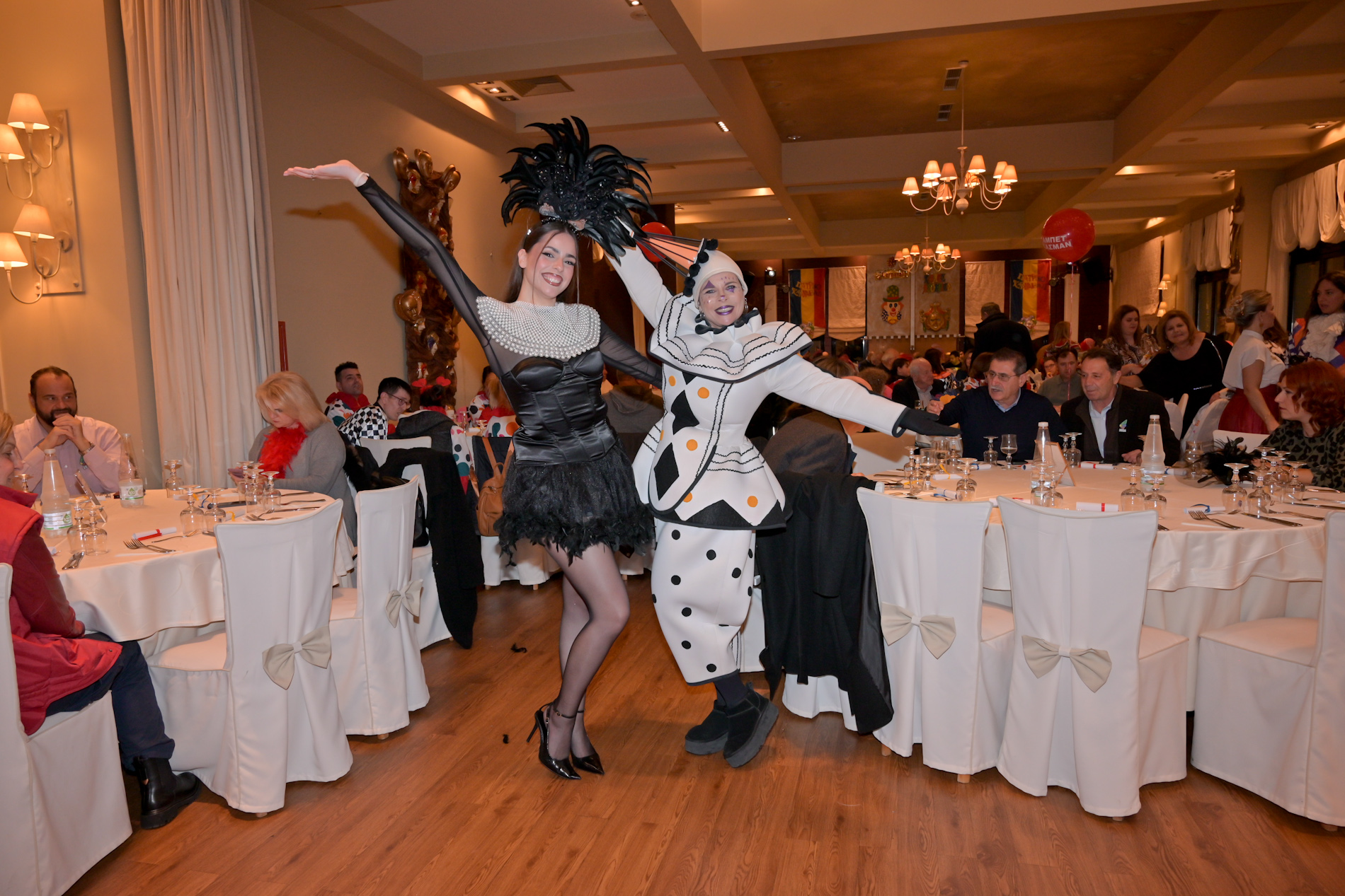 Αποκριάτικος Χορός του Δημάρχου Πατρέων ΦΩΤΟ