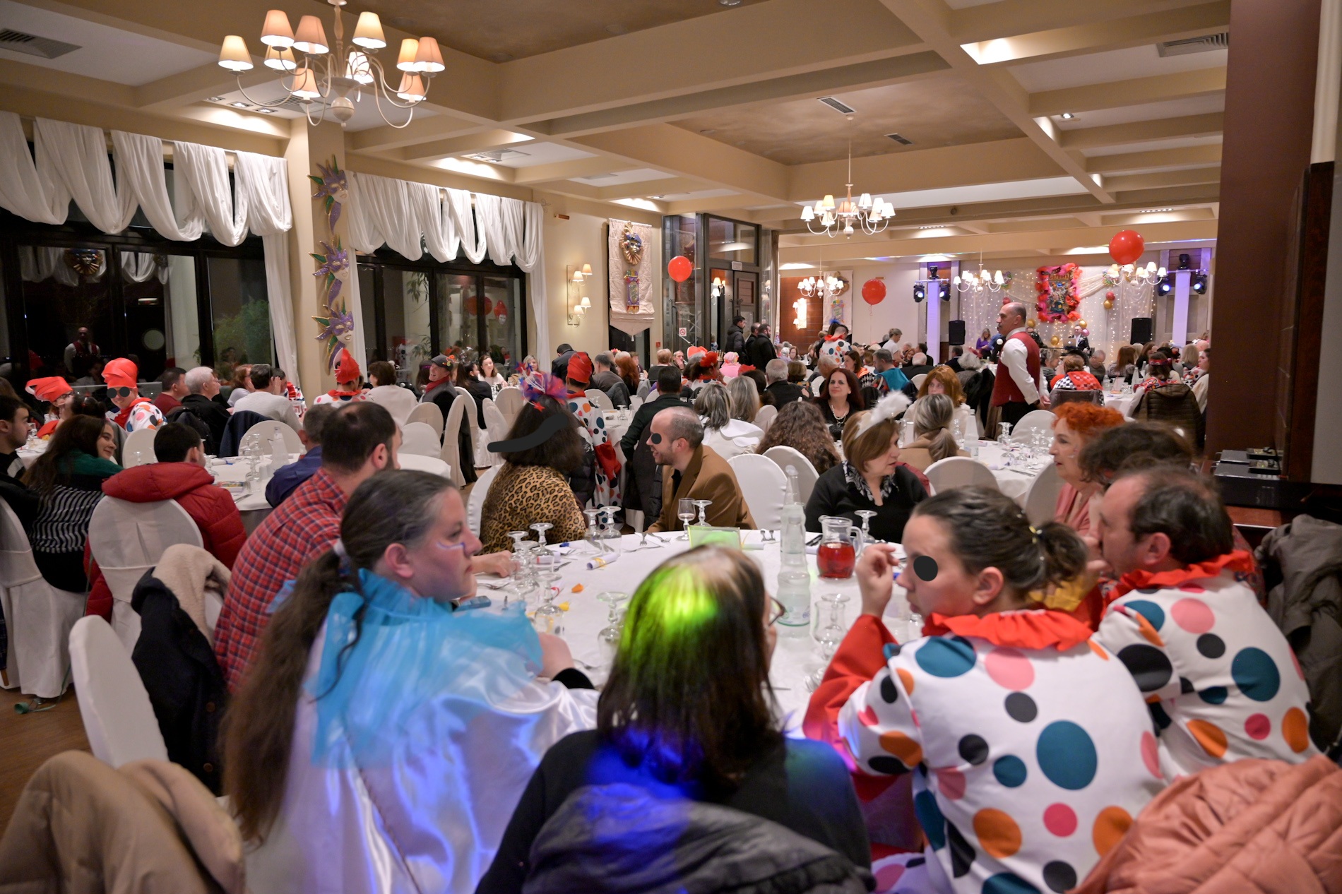 Αποκριάτικος Χορός του Δημάρχου Πατρέων ΦΩΤΟ