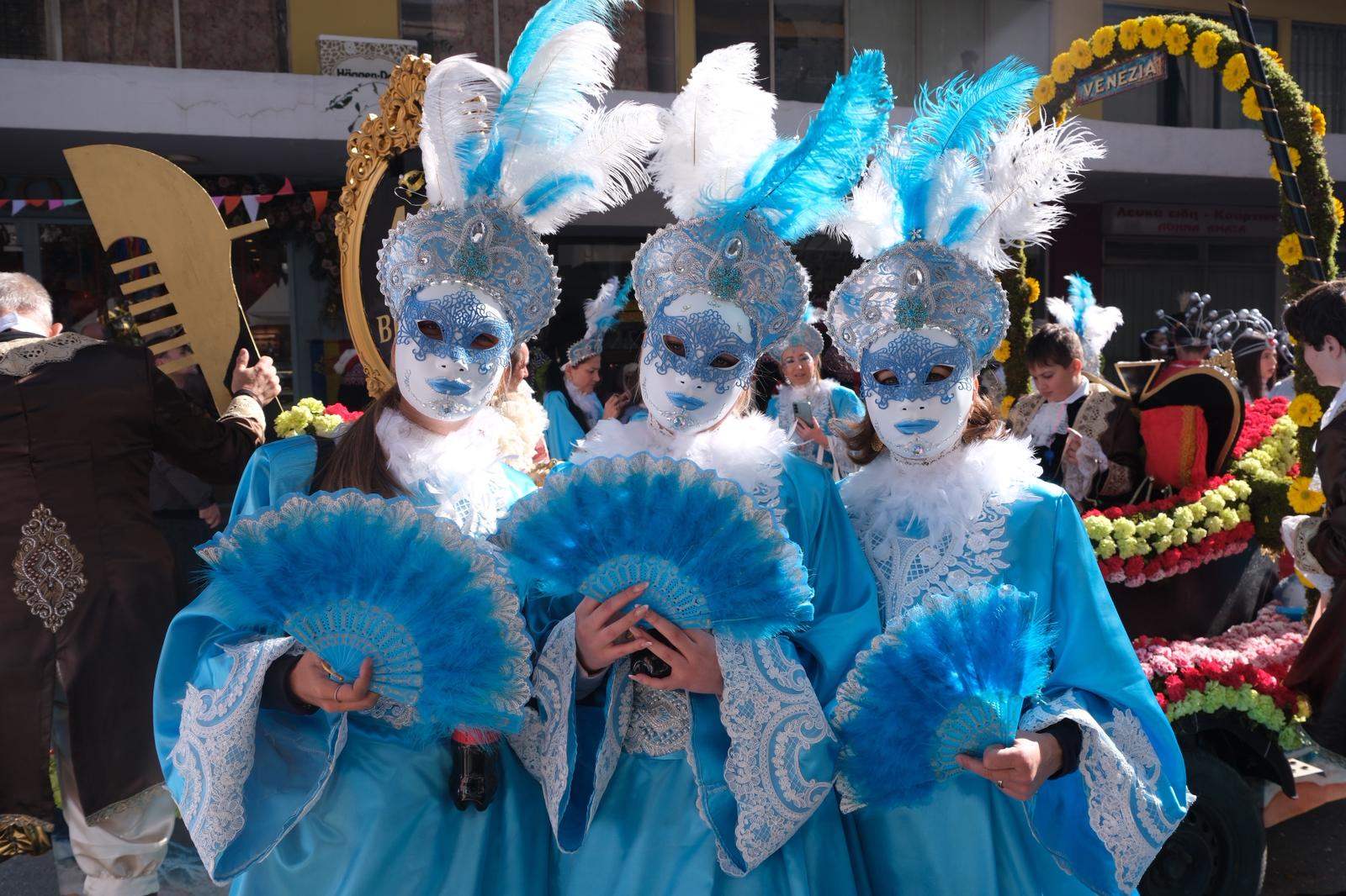 Ονειρική καρναβαλική παρουσία από το Πλήρωμα 43 «Βενετία» με Γόνδολα ΦΩΤΟ