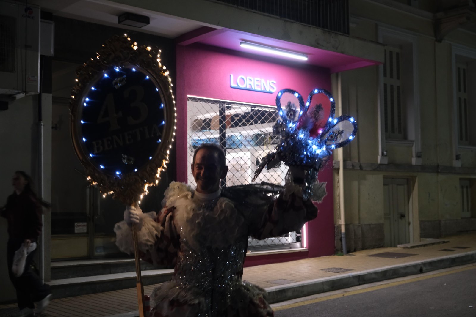 Ονειρική καρναβαλική παρουσία από το Πλήρωμα 43 «Βενετία» με Γόνδολα ΦΩΤΟ