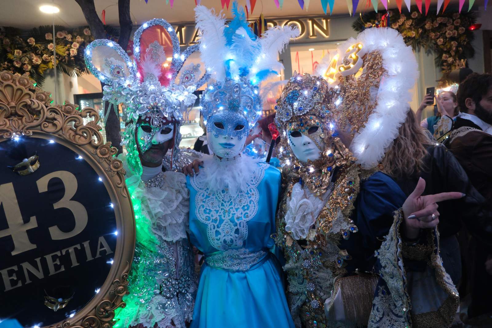 Ονειρική καρναβαλική παρουσία από το Πλήρωμα 43 «Βενετία» με Γόνδολα ΦΩΤΟ