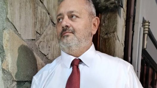 «Το σύστημα Μητσοτάκη–Γεωργιάδη και η «ανήκεστος βλάβη» στην Γ΄ Ελληνική Δημοκρατία»