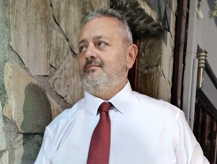 «Το σύστημα Μητσοτάκη–Γεωργιάδη και η «ανήκεστος βλάβη» στην Γ΄ Ελληνική Δημοκρατία»