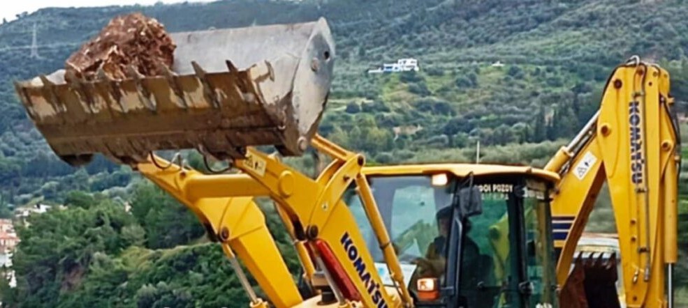 Αχαΐα: Προβληματικός ο δρόμος στον Πλάτανο, μετά από κατολίσθηση ΦΩΤΟ