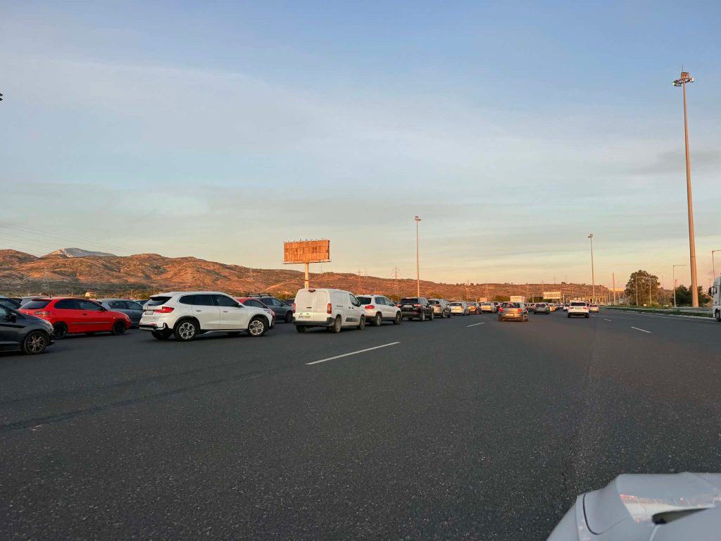 Πατρών - Αθηνών: Η επιστροφή των εκδρομέων του Καρναβαλιού, που εντοπίζονται καθυστερήσεις ΦΩΤΟ - ΒΙΝΤΕΟ