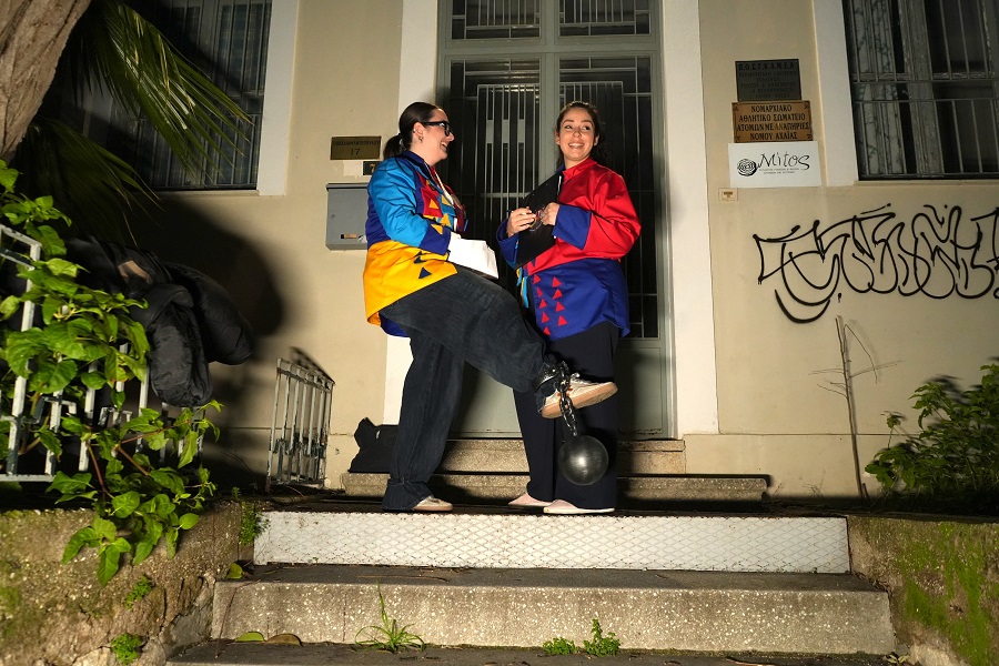 Το «Ακούσατε, ακούσατε» ξεσήκωσε όλη την Πάτρα ΦΩΤΟ