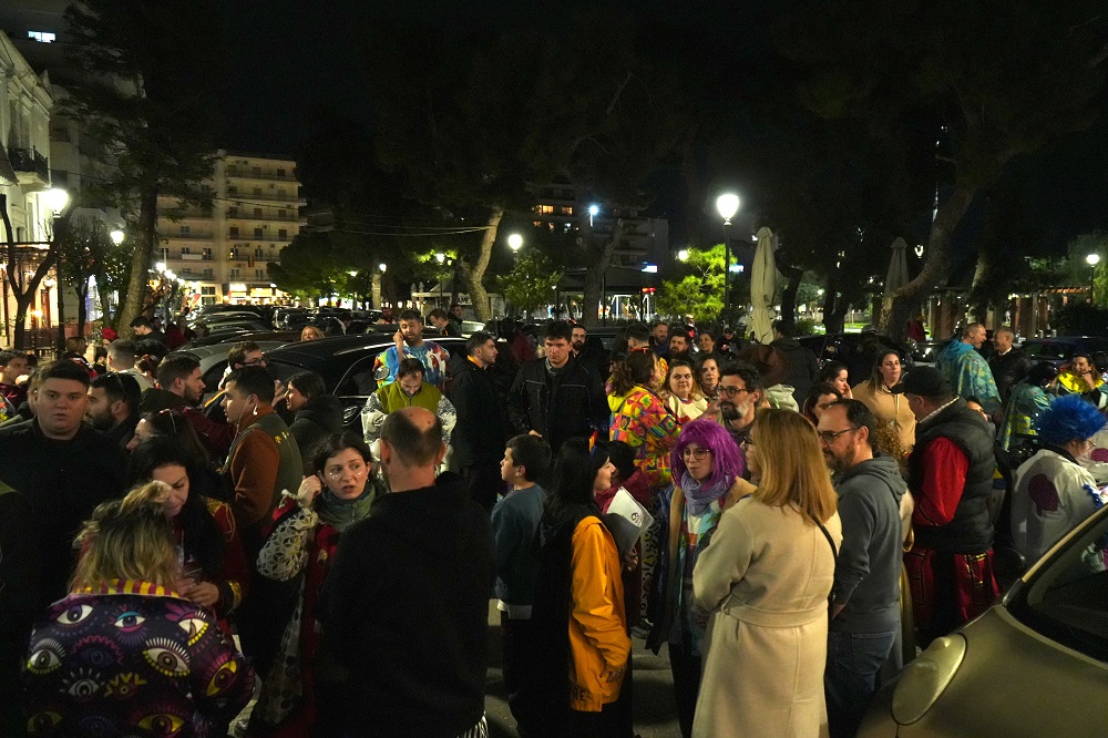 «Ταξίδεψαν» στην Αρχαία Ρωμαϊκή Πάτρα με το Καρναβάλι ΦΩΤΟ