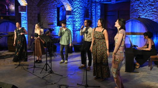 Τραγούδια της 10ετίας '50-60 από την Πολυφωνική Πατρών