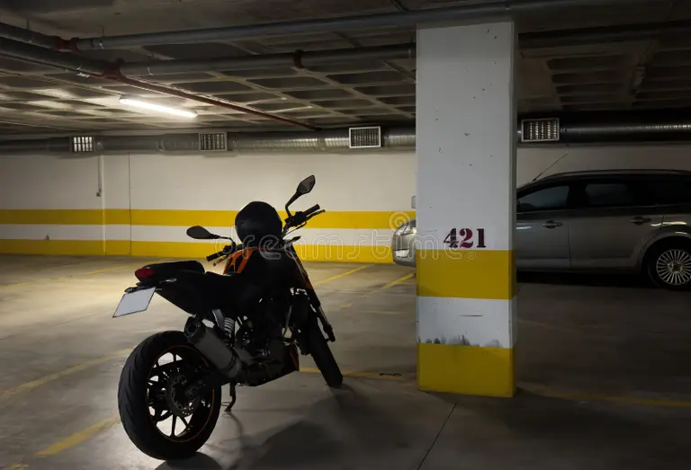 Πάτρα: Απόπειρα κλοπής και κατοχή ναρκωτικών