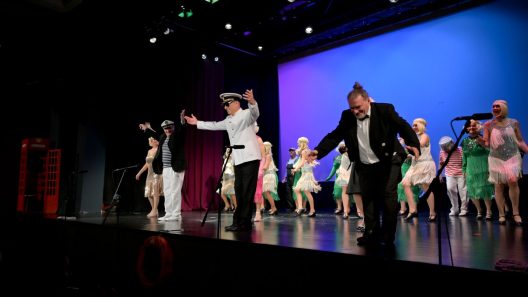 Τελευταία βραδιά για το «Μερικοί το προτιμούν ξανθό» από ΣΦήγΚΕΣ ΦΩΤΟ