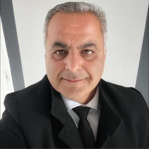 Αίγιο: «Βουνό» από σκουπίδια δίπλα σε ποτάμι, απειλούν με μόλυνση θάλασσα και υδροφόρο ορίζοντα ΦΩΤΟ