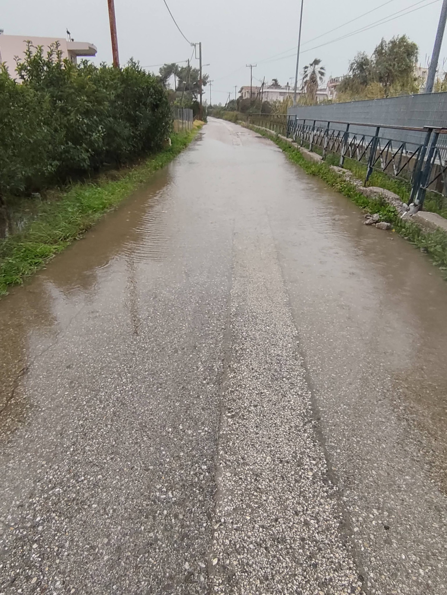 Παραλία Πατρών: Πεζόδρομος, έγινε δρόμος και τελικά...«Μαρίνα»!