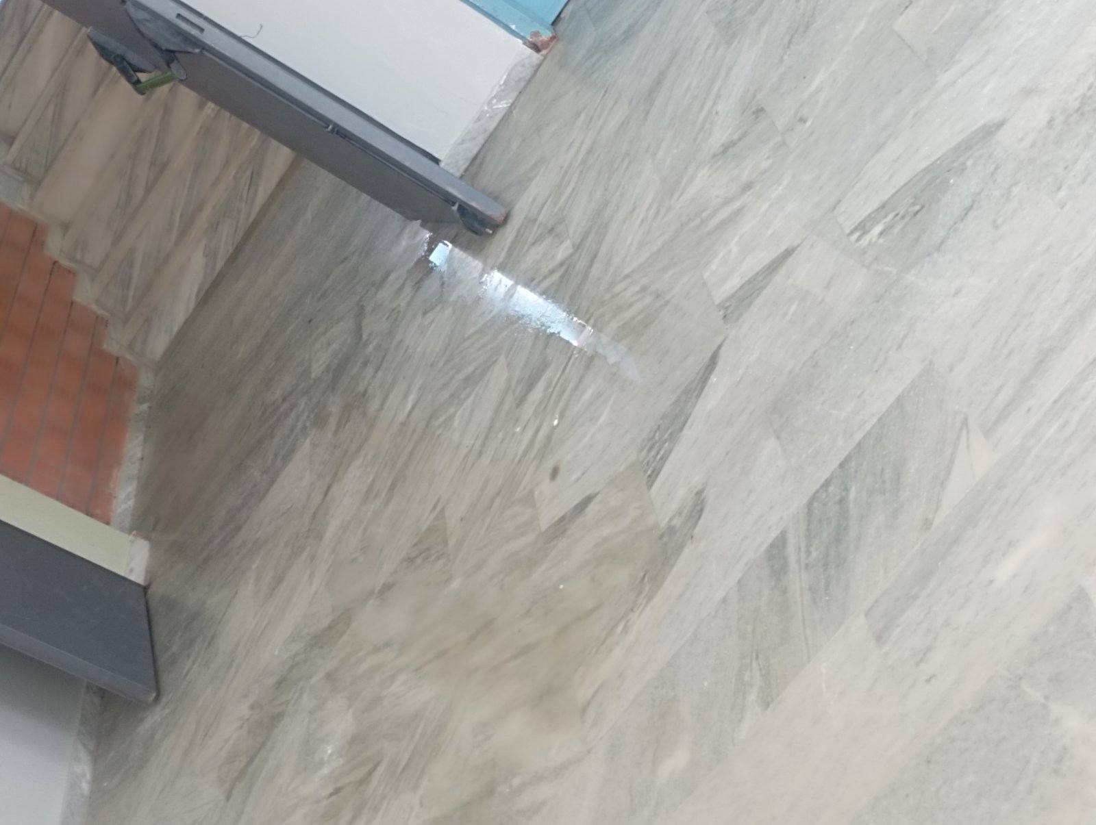 Ροΐτικα Πατρών: «Μπάζει» νερά το ανακαινισμένο, κατά τ΄ άλλα, Γήπεδο! ΦΩΤΟ