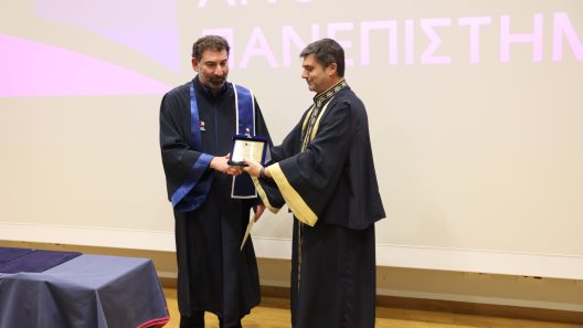 Πάτρα: Αναγόρευση του σκηνοθέτη Γιάννη Οικονομίδη στο ΕΑΠ ΦΩΤΟ