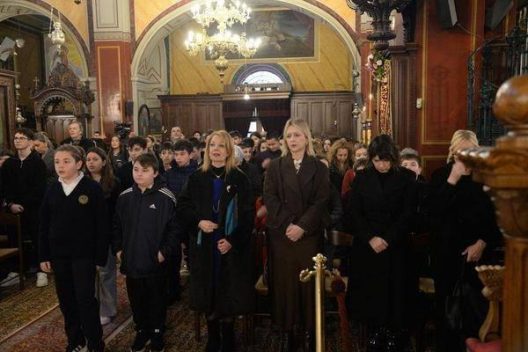 Το 11ο ΔΣ Πατρών για τους Προστάτες της Παιδείας, τους μαθητές και τους Εκπαιδευτικούς ΦΩΤΟ. 27 Το 11ο ΔΣ Πατρών για τους Προστάτες της Παιδείας, τους μαθητές και τους Εκπαιδευτικούς ΦΩΤΟ.