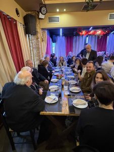 Οι απανταχού Τουρλαδαίοι των Καλαβρύτων σε μουσικοχορευτικό γλέντι, με Γωγώ Τσαμπα ΦΩΤΟ