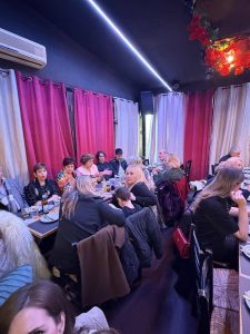 Οι απανταχού Τουρλαδαίοι των Καλαβρύτων σε μουσικοχορευτικό γλέντι, με Γωγώ Τσαμπα ΦΩΤΟ