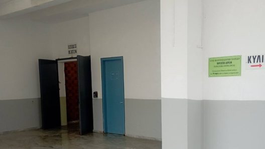 Ροΐτικα Πατρών: «Μπάζει» νερά το ανακαινισμένο, κατά τ΄ άλλα, Γήπεδο! ΦΩΤΟ