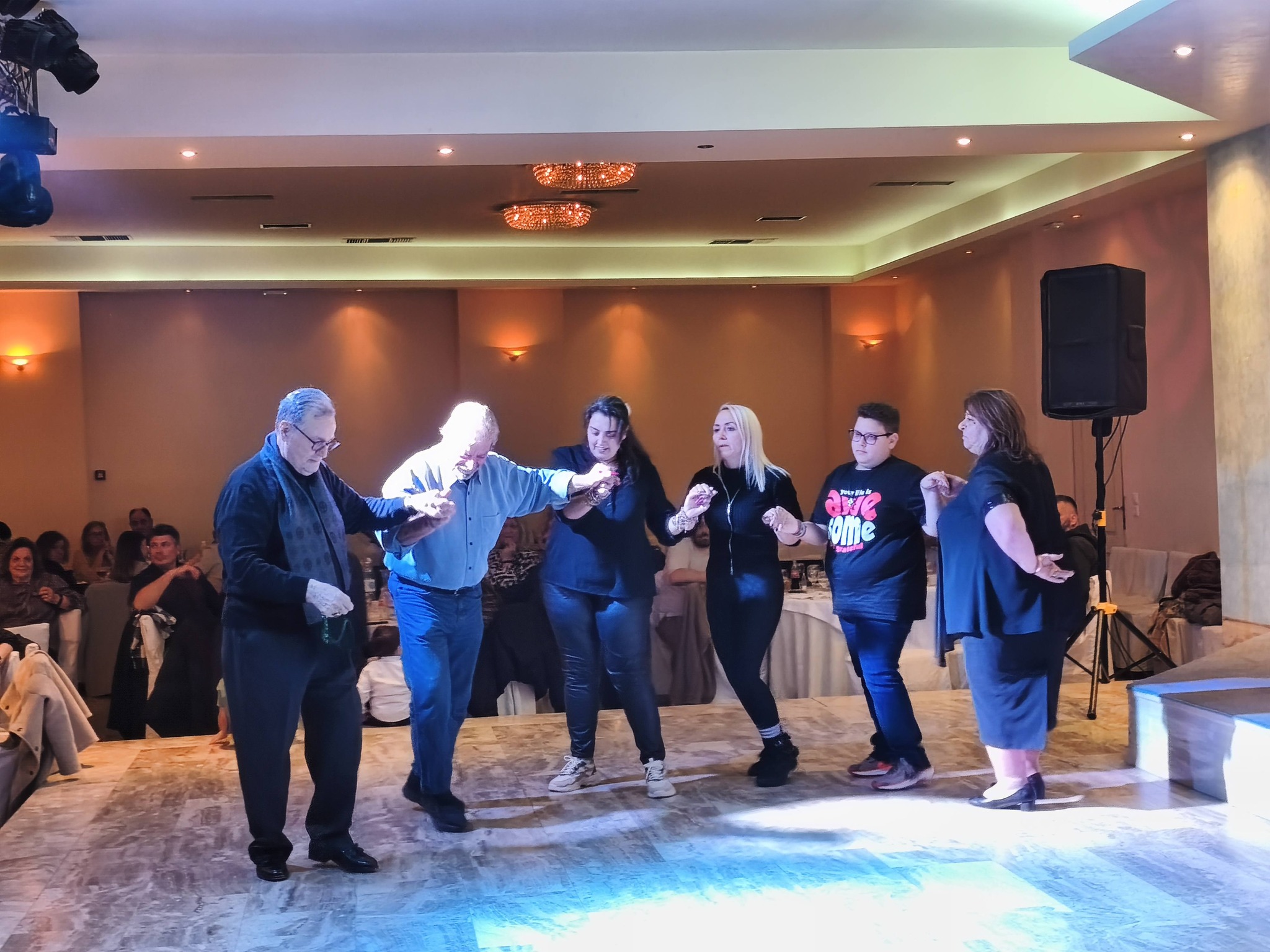 Το «έκαψαν» στον Σύλλογο της Παρασκευής Αιγίου ΦΩΤΟ