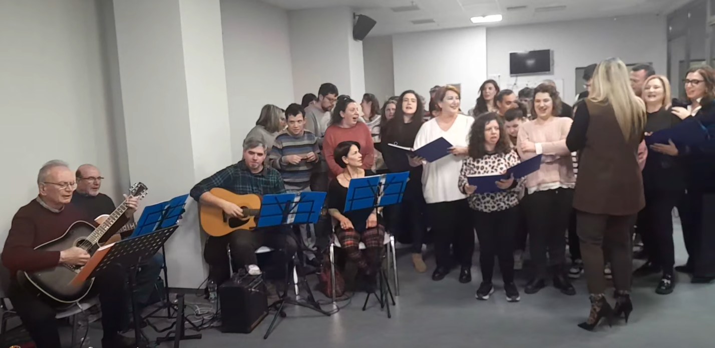 Ανθρώπινη σύμπραξη μετά μουσικής για τους «Μαχητές» της Πάτρας ΦΩΤΟ 34 Ανθρώπινη σύμπραξη μετά μουσικής για τους «Μαχητές» της Πάτρας ΦΩΤΟ