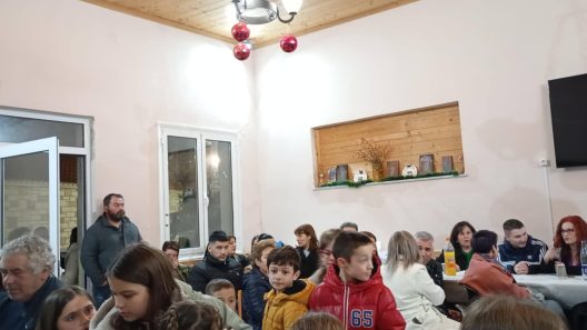 Κλίμα ζεστασιάς και ενότητας στα Σελλά ΦΩΤΟ