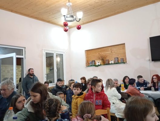 Κλίμα ζεστασιάς και ενότητας στα Σελλά ΦΩΤΟ