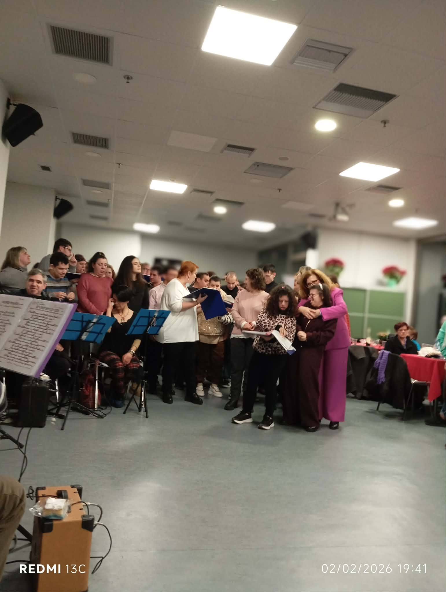 Ανθρώπινη σύμπραξη μετά μουσικής για τους «Μαχητές» της Πάτρας ΦΩΤΟ 33 Ανθρώπινη σύμπραξη μετά μουσικής για τους «Μαχητές» της Πάτρας ΦΩΤΟ