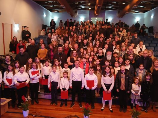 Η γιορτή της Μητέρας, με παιδιά και φωνές της τοπικής Εκκλησίας του Αιγίου ΦΩΤΟ 26 Η γιορτή της Μητέρας, με παιδιά και φωνές της τοπικής Εκκλησίας του Αιγίου ΦΩΤΟ