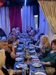 Οι απανταχού Τουρλαδαίοι των Καλαβρύτων σε μουσικοχορευτικό γλέντι, με Γωγώ Τσαμπα ΦΩΤΟ 44 Οι απανταχού Τουρλαδαίοι των Καλαβρύτων σε μουσικοχορευτικό γλέντι, με Γωγώ Τσαμπα ΦΩΤΟ