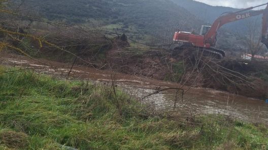 Αχαΐα: Πλημμύρισαν κανάλια καλλιεργειών στην Κέρτεζη Καλαβρύτων ΦΩΤΟ