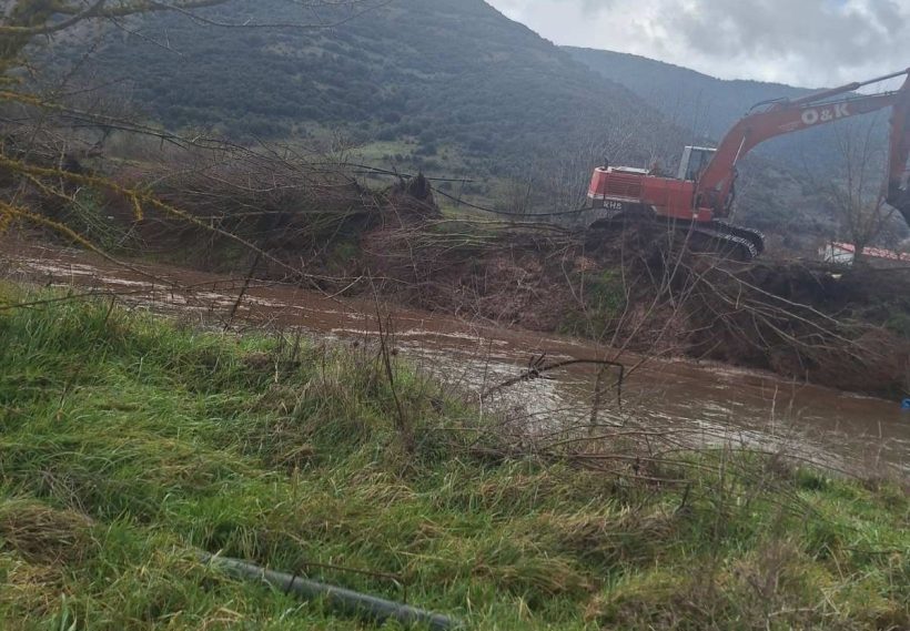 Αχαΐα: Πλημμύρισαν κανάλια καλλιεργειών στην Κέρτεζη Καλαβρύτων ΦΩΤΟ