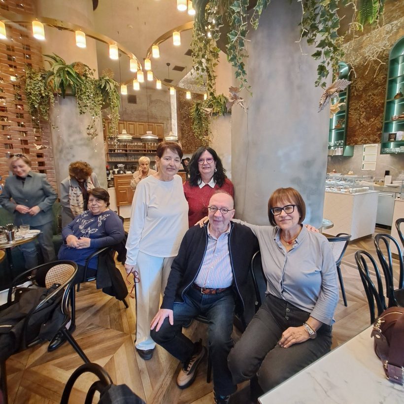 Η εκδρομή του Πολιτιστικού Συλλόγου Γυναικών Ελαιώνα «Τρυπιώτισσες» 24 Η εκδρομή του Πολιτιστικού Συλλόγου Γυναικών Ελαιώνα «Τρυπιώτισσες»