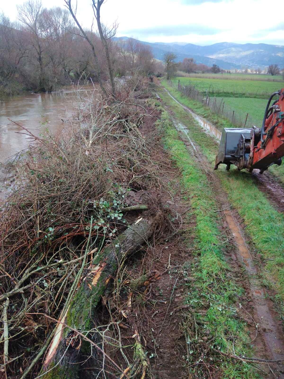 Αχαΐα: Πλημμύρισαν κανάλια καλλιεργειών στην Κέρτεζη Καλαβρύτων ΦΩΤΟ