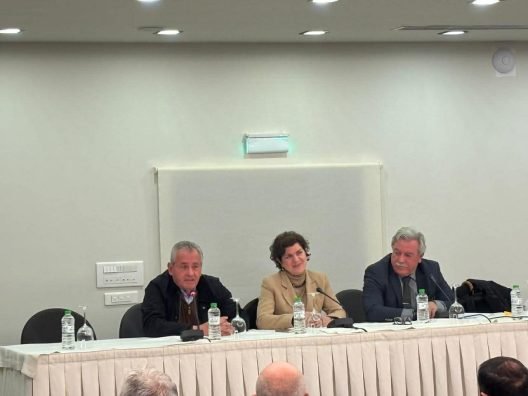 Πολυπληθής κοπή πίτας της Παράταξης Κανελλόπουλου στα Καλάβρυτα ΦΩΤΟ