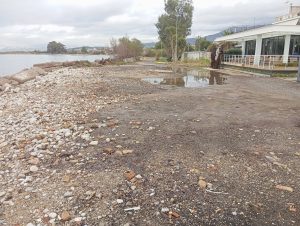 Ιτιές Πατρών: Πλημμύρες και διάβρωση ακτών - Κάτοικοι στο Patrapress.gr ΦΩΤΟ